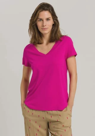 HANRO Schlafshirt, V-Ausschnitt, Für Damen 1370 VERY BERRY 10 HANRO Schlafshirt, V-Ausschnitt, Für Damen 1370 VERY BERRY – Bild 8