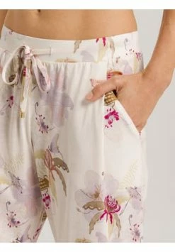 HANRO Sleep & Lounge Schlafhose, Gummibund, Floral, Für Damen 2956 BUSTLING GAR 13 HANRO Sleep & Lounge Schlafhose, Gummibund, Floral, Für Damen 2956 BUSTLING GAR -SCHIESSER Shop unnamed file 1528